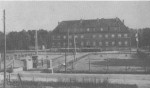 1933