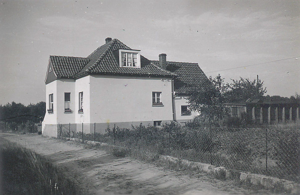 1937