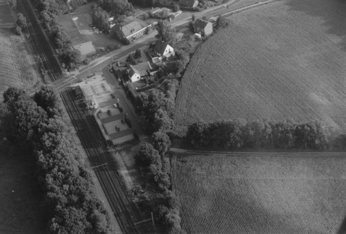 2001