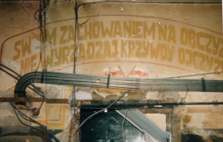 Mein Benehmen im Ausland sei so, dass ich mein Vaterland nicht beleidige!